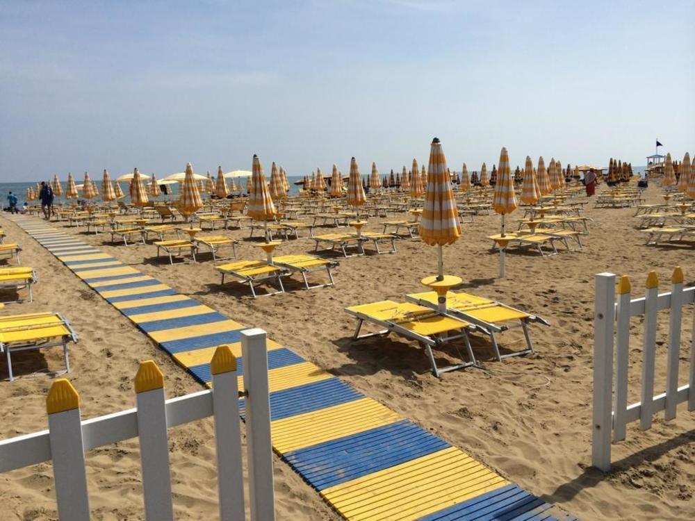 Hotel Al Mare Lido di Jesolo Exterior foto