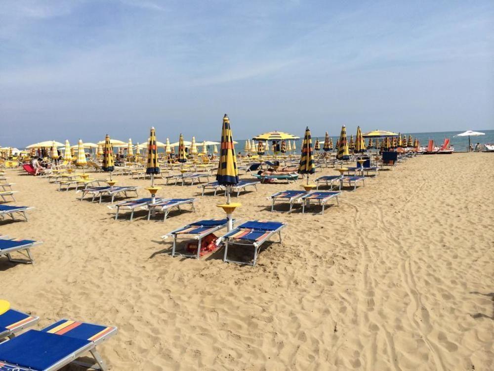 Hotel Al Mare Lido di Jesolo Exterior foto